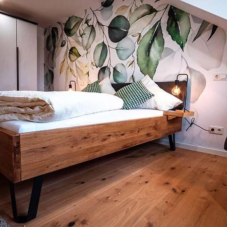Neue Fewo Mit Schlossblick - Urlaub Im Wein- Und Ferienort Bekond Zewnętrze zdjęcie