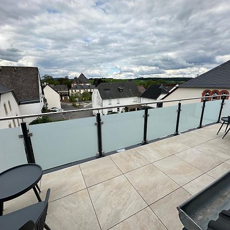 Neue Fewo Mit Schlossblick - Urlaub Im Wein- Und Ferienort Bekond Zewnętrze zdjęcie